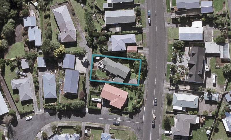 110 Awanui Street, Merrilands, New Plymouth - Carousel 1