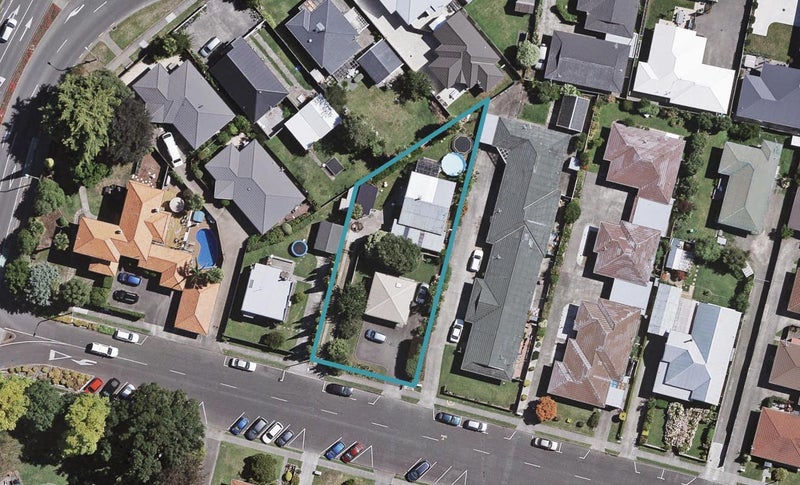 4 Peddie Street, Taradale, Napier - Carousel 1