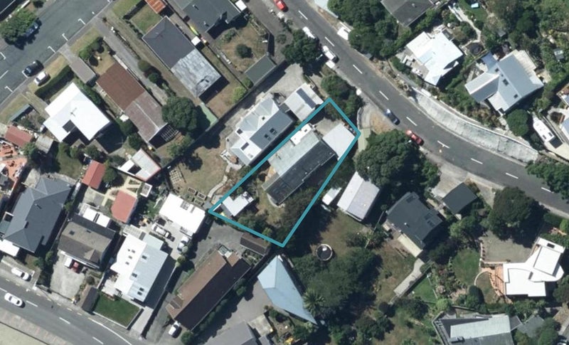 139 Motuhara Road, Plimmerton, Porirua - Carousel 1