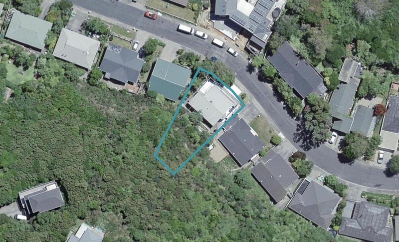 24 Lynmouth Avenue, Karori, Wellington - Carousel 1
