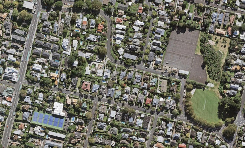 37B Windmill Road, Mount Eden, Auckland - Carousel 1