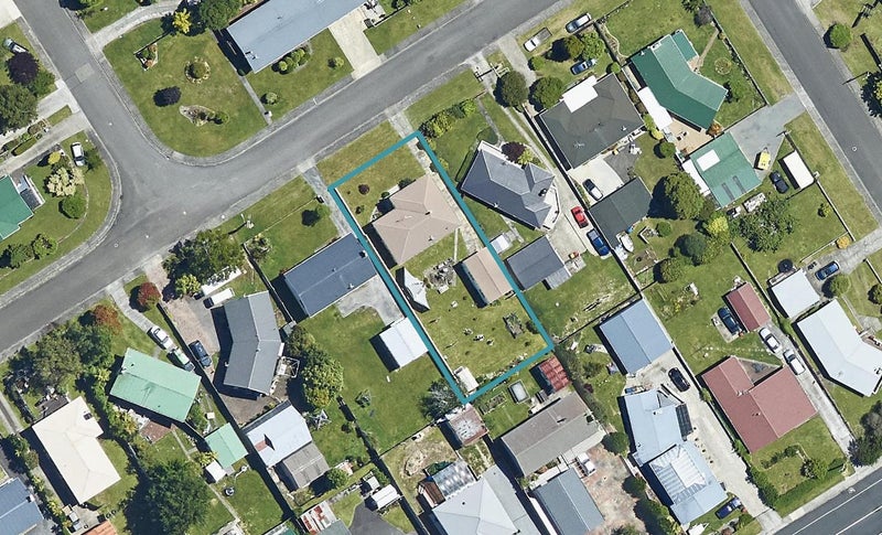8 Totaravale Street, Pukehangi, Rotorua - Carousel 1