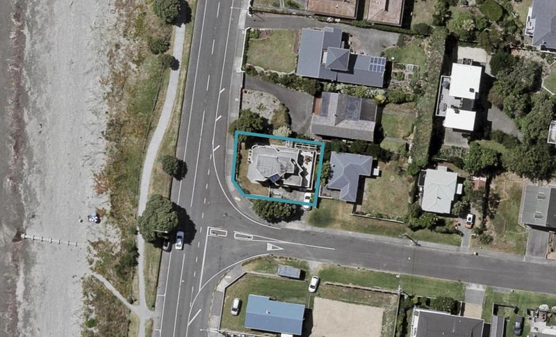 83 Marine Parade, Paraparaumu Beach, Paraparaumu - Carousel 1