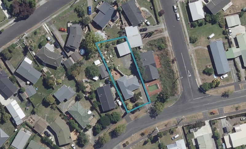 152 Mahoe Street, Melville, Hamilton - Carousel 1