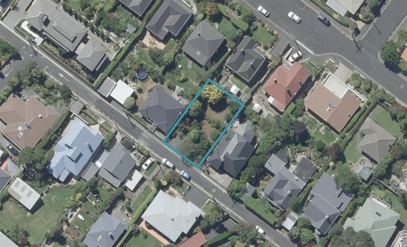 47 Brownville Crescent, Maori Hill, Dunedin - Carousel 1
