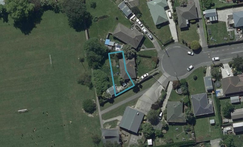 2/1 Bramwell Street, Dallington, Christchurch - Carousel 1