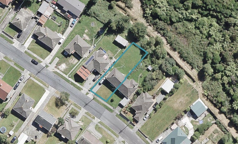 27 Wilkie Crescent, Naenae, Lower Hutt - Carousel 1