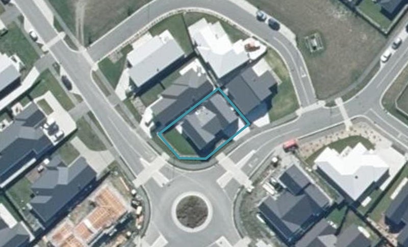 1 Foxwell Way, Lower Shotover, Queenstown - Carousel 1