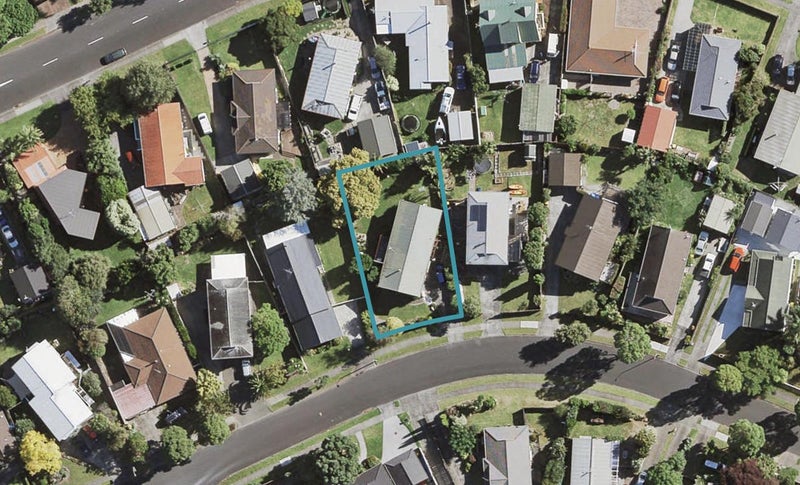15 Sunningdale Street, Wattle Downs, Auckland - Carousel 1