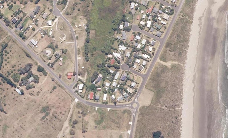 4 Quentin Place, Mahia, Māhia - Carousel 1