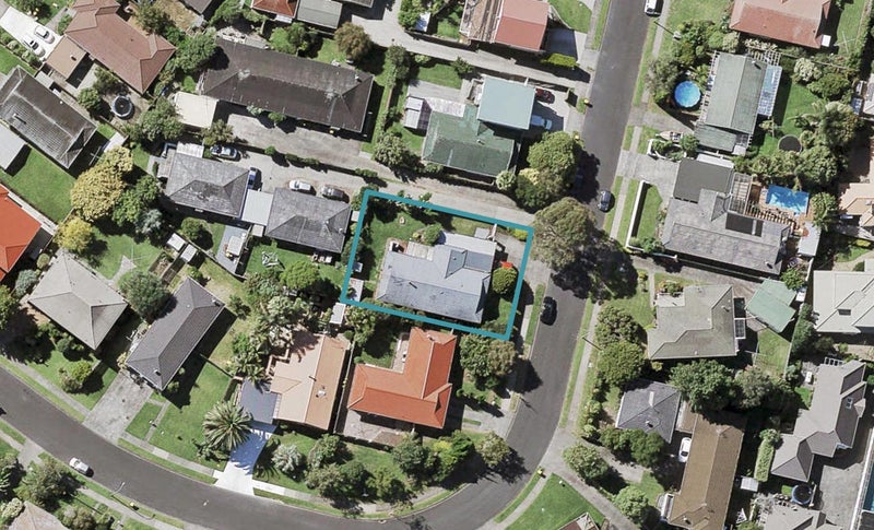 12 Hedge Row, Sunnyhills, Auckland - Carousel 1