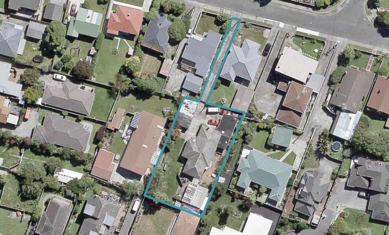31 Brasell Street, Fairfield, Lower Hutt - Carousel 1