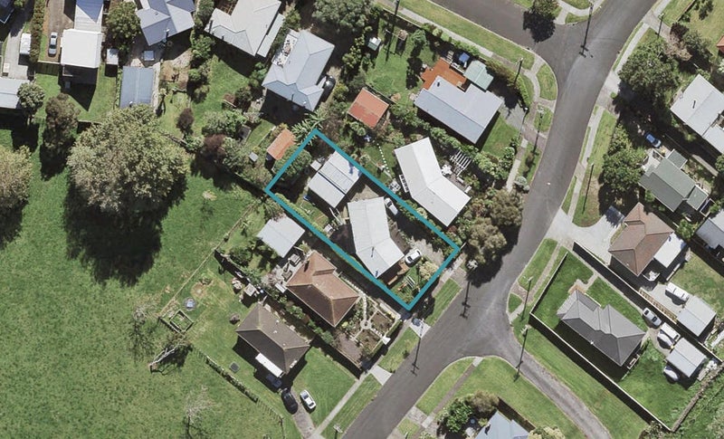 47 Wellesley Road, Mangere Bridge, Auckland - Carousel 1