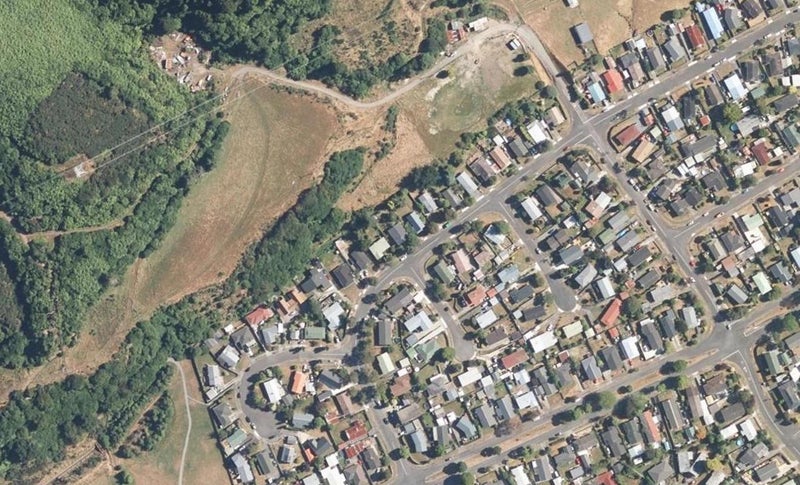 19 Hartford Crescent, Totara Park, Upper Hutt - Carousel 1