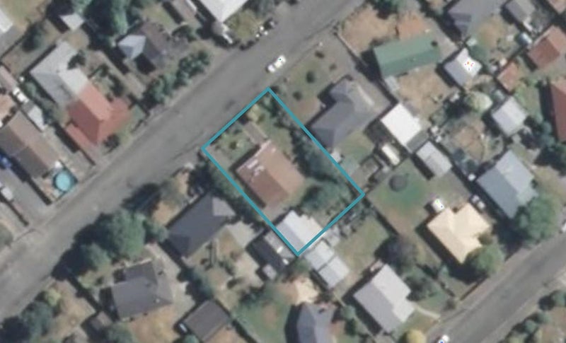 8 Sudbury Street, Hampstead, Ashburton - Carousel 1