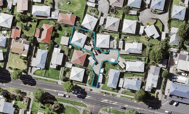 94B Point England Road, Point England, Auckland - Carousel 1