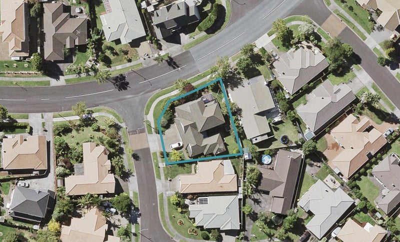 2 Keswick Close, Northpark, Auckland - Carousel 1