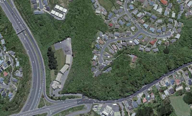 20 Evesham Place, Newlands, Wellington - Carousel 1