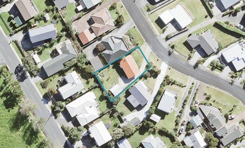 27 Mera Road, Algies Bay, Warkworth - Carousel 1