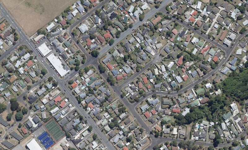 1 Pryce Place, Silverdale, Hamilton - Carousel 1