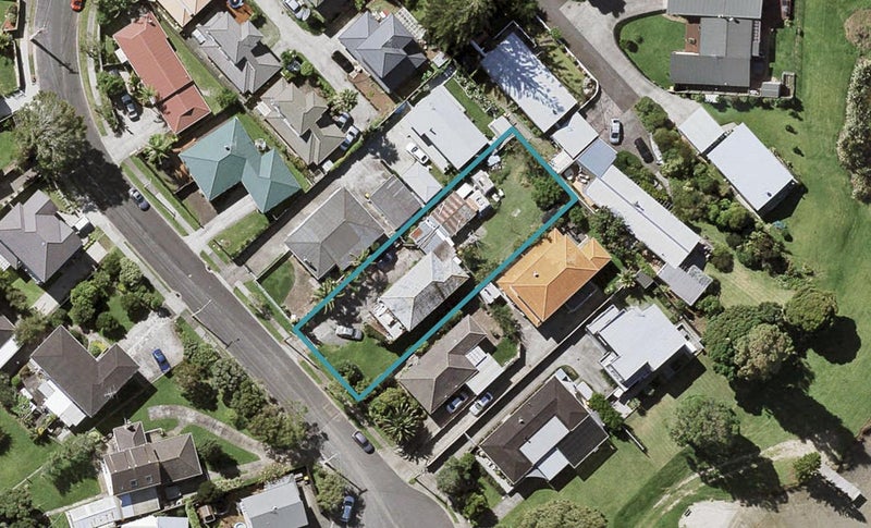 66 Millen Avenue, Pakuranga, Auckland - Carousel 1
