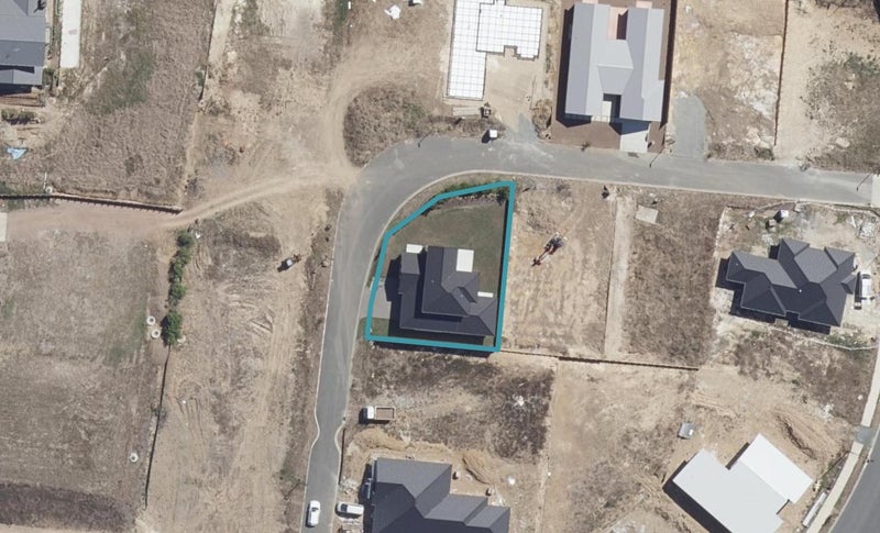 10 Miharo Crescent, Flagstaff, Hamilton - Carousel 1