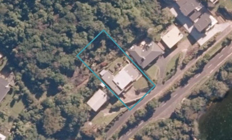 862 Wily Terrace, Acacia Bay, Taupo - Carousel 1