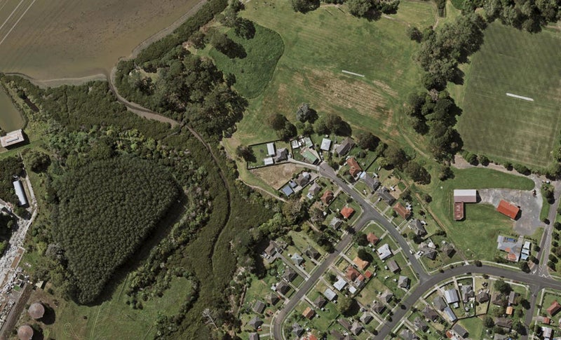 18B Bentley Road, Otara, Auckland - Carousel 1