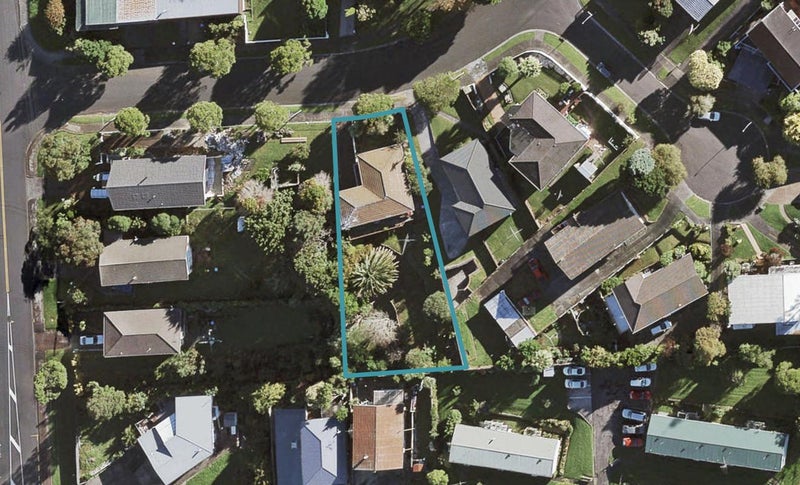 48 Trevola Street, New Windsor, Auckland - Carousel 1