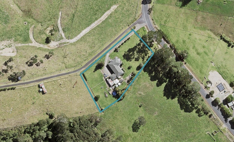 84 Amreins Road, Henderson - Carousel 1