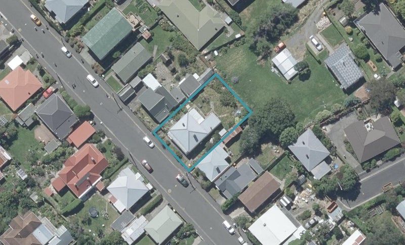 19 Baldwin Street, North East Valley, Dunedin - Carousel 1