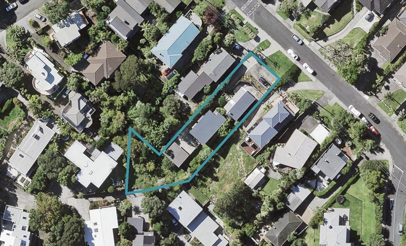 2/78 Seaview Road, Castor Bay, Auckland - Carousel 1