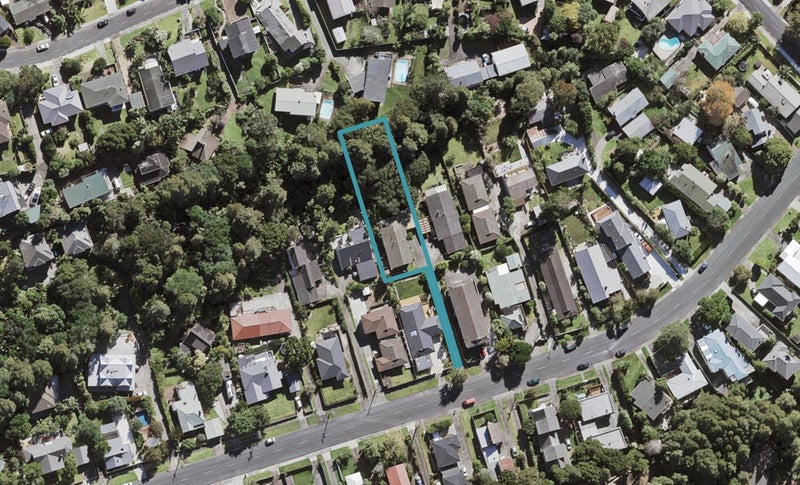 28 Moore Street, Hillcrest, Auckland - Carousel 1