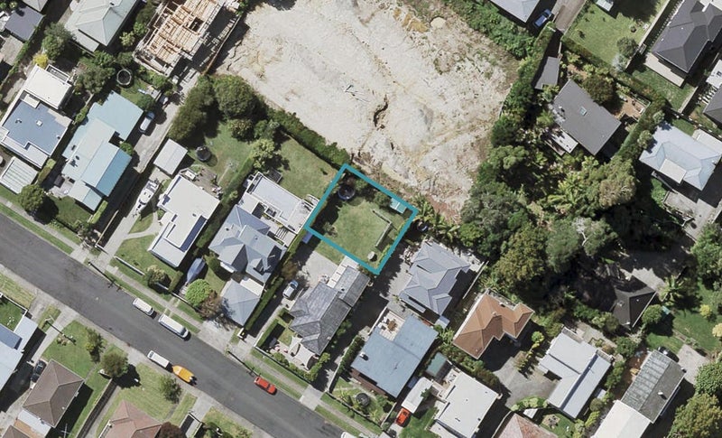 14C Waitemata Road, Hauraki, Auckland - Carousel 1