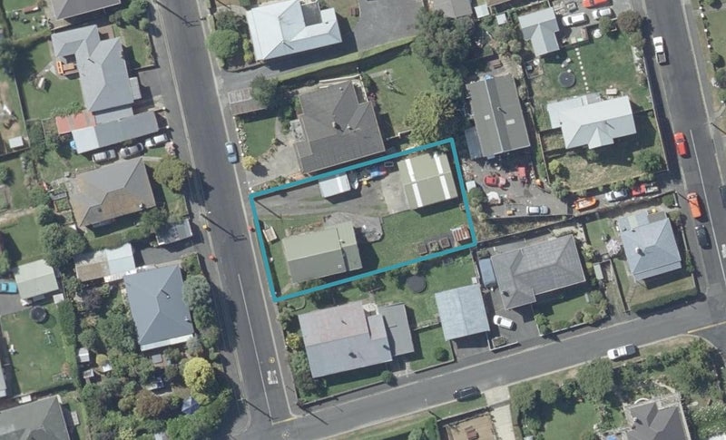 13 Torquay Street, Abbotsford, Dunedin - Carousel 1
