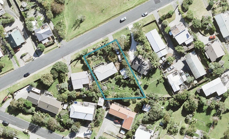 28 Cedar Terrace, Stanmore Bay, Whangaparaoa - Carousel 1