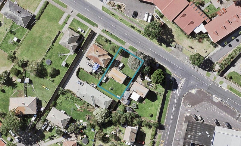 31 Farringdon Street, Glen Innes, Auckland - Carousel 1