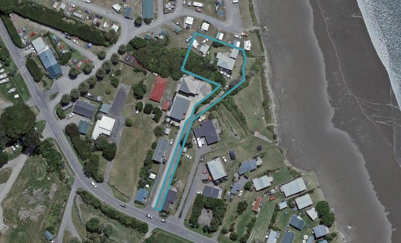 15 Jetty Road, Castlepoint - Carousel 1