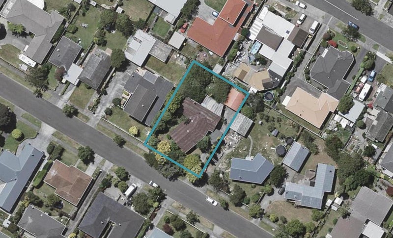 40 Andrew Street, Waikanae - Carousel 1