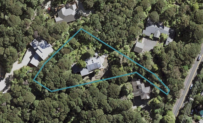 107 Huia Road, Titirangi, Auckland - Carousel 1
