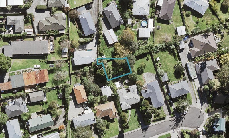 8A Utting Street, Birkdale, Auckland - Carousel 1