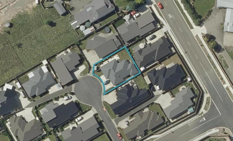 10 Levi Place, Kelvin Grove, Palmerston North - Carousel 1