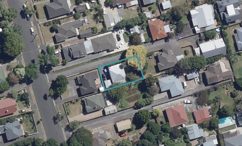 52A Nixon Street, Hamilton East, Hamilton - Carousel 1