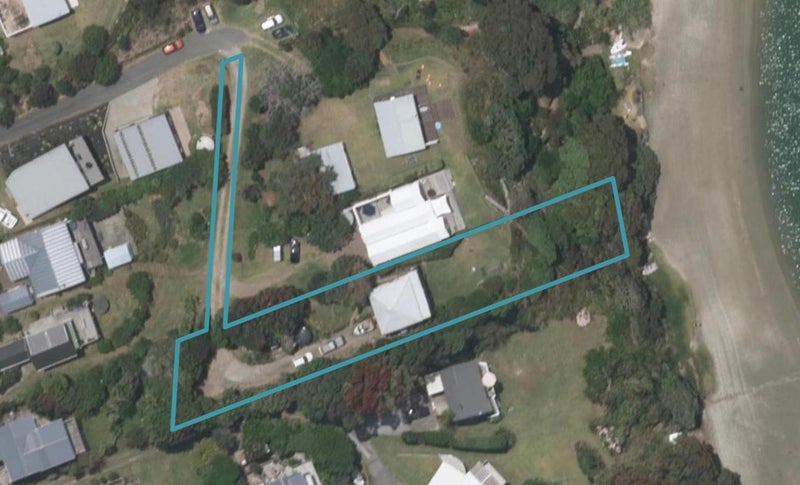 35 Eveline Street, Mangawhai Heads, Mangawhai - Carousel 1
