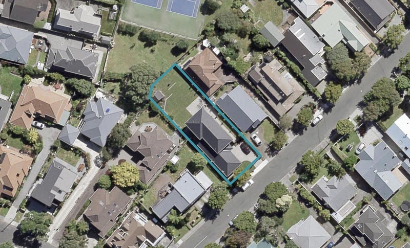 55 Totara Crescent, Woburn, Lower Hutt - Carousel 1