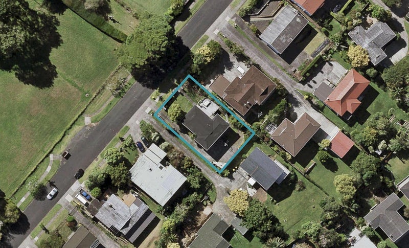 38 Grenada Avenue, Forrest Hill, Auckland - Carousel 1