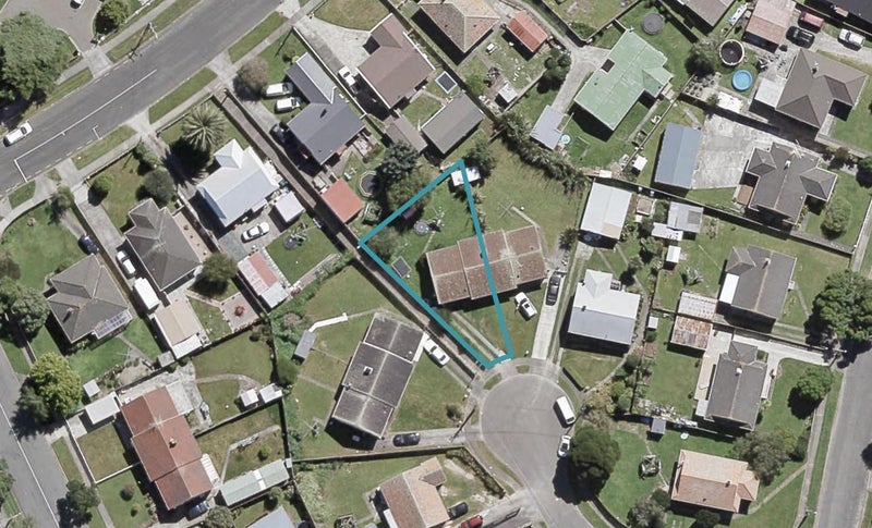 7 Hooper Grove, Taita, Lower Hutt - Carousel 1