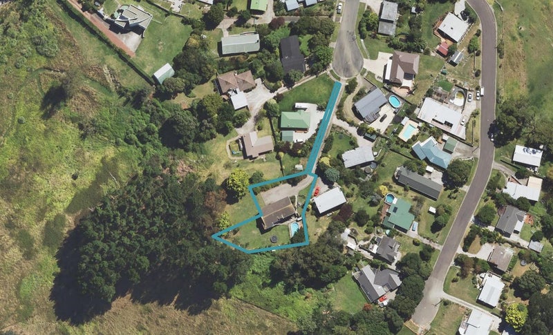 14 Turanga Street, Kaiti, Gisborne - Carousel 1