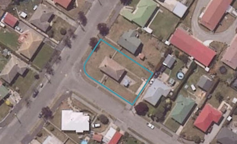 31 Taward Street, Oamaru North, Oamaru - Carousel 1