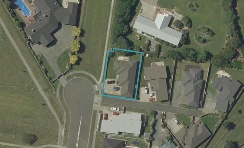 91 Schnell Drive, Kelvin Grove, Palmerston North - Carousel 1